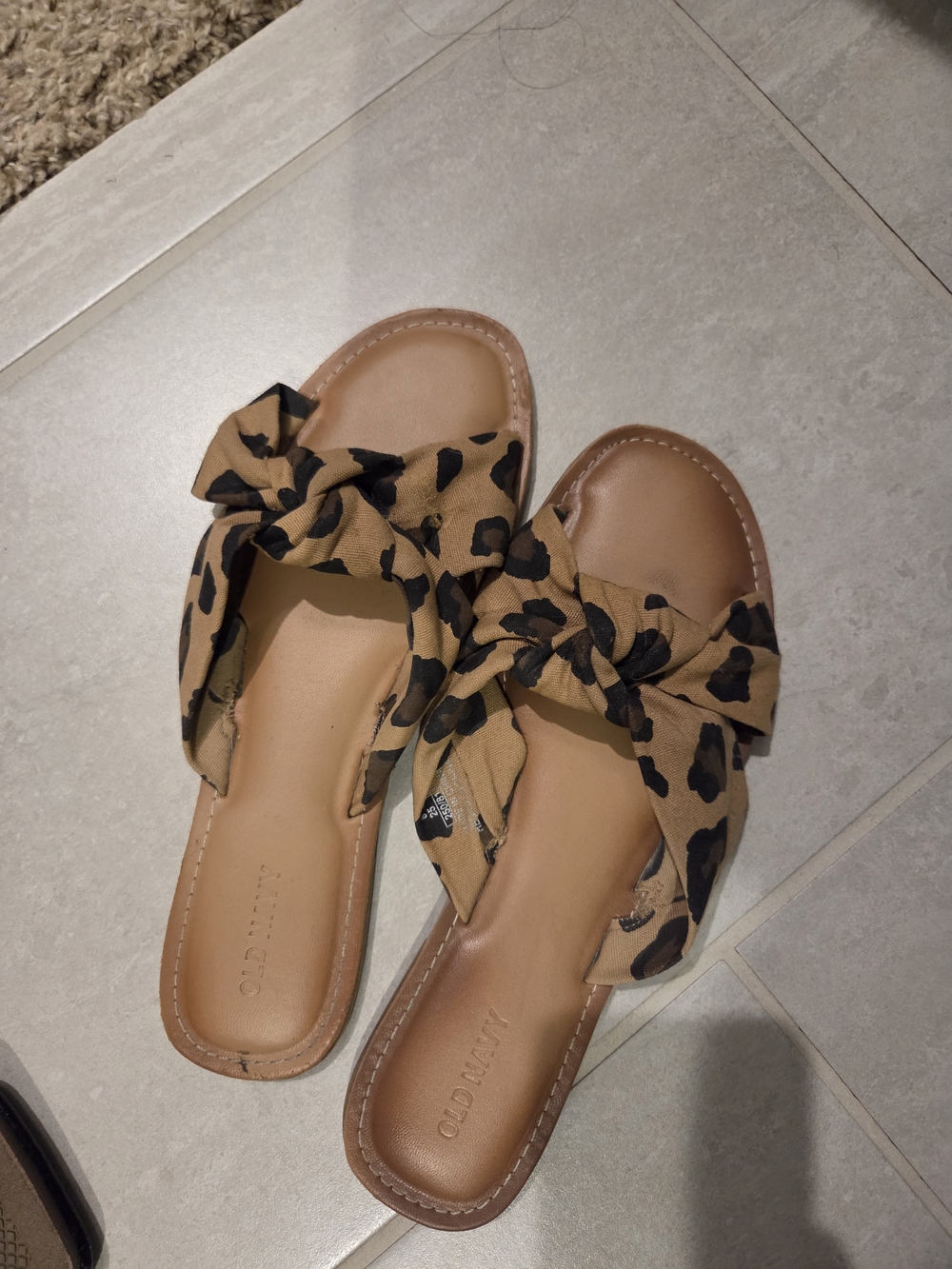 Old Navy Tan Leopard-Print Bow Slide Sandals